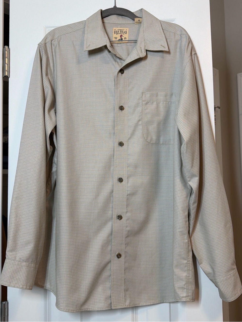 RedHead Men's Long-Sleeve Button-Up Shirt in Beige Plaid